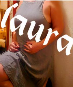 698493764: Chica busca chico en Gerona