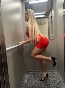 672850718: Travesti en Barcelona