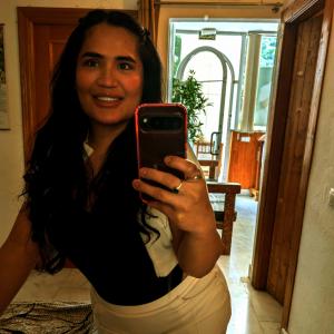 697638299: Chica busca chico en Málaga