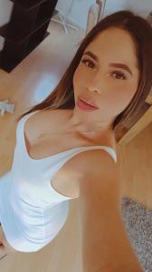 634832178: Chica busca chico en Sevilla