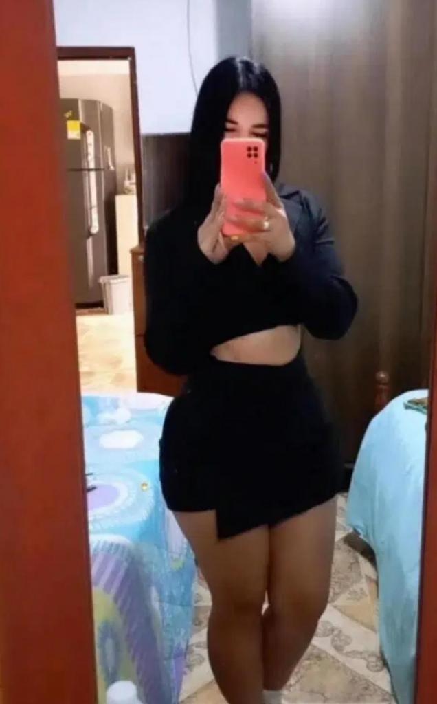 Chica busca chico en Cádiz: 
