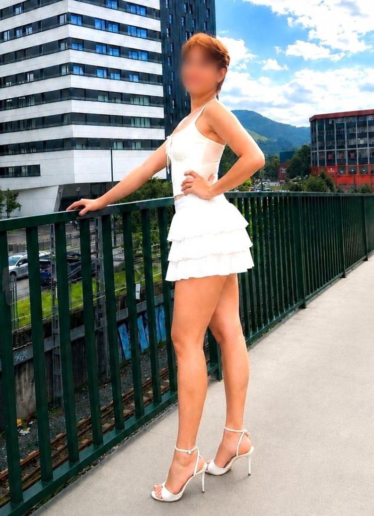 944436785: Chica busca chico en Vizcaya