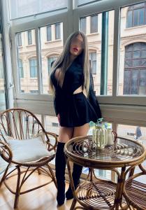 610780307: Chica busca chico en Zaragoza