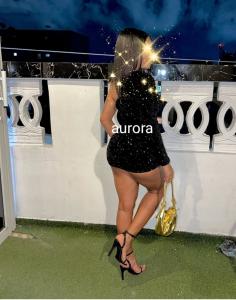 677249135: Chica busca chico en Tarragona