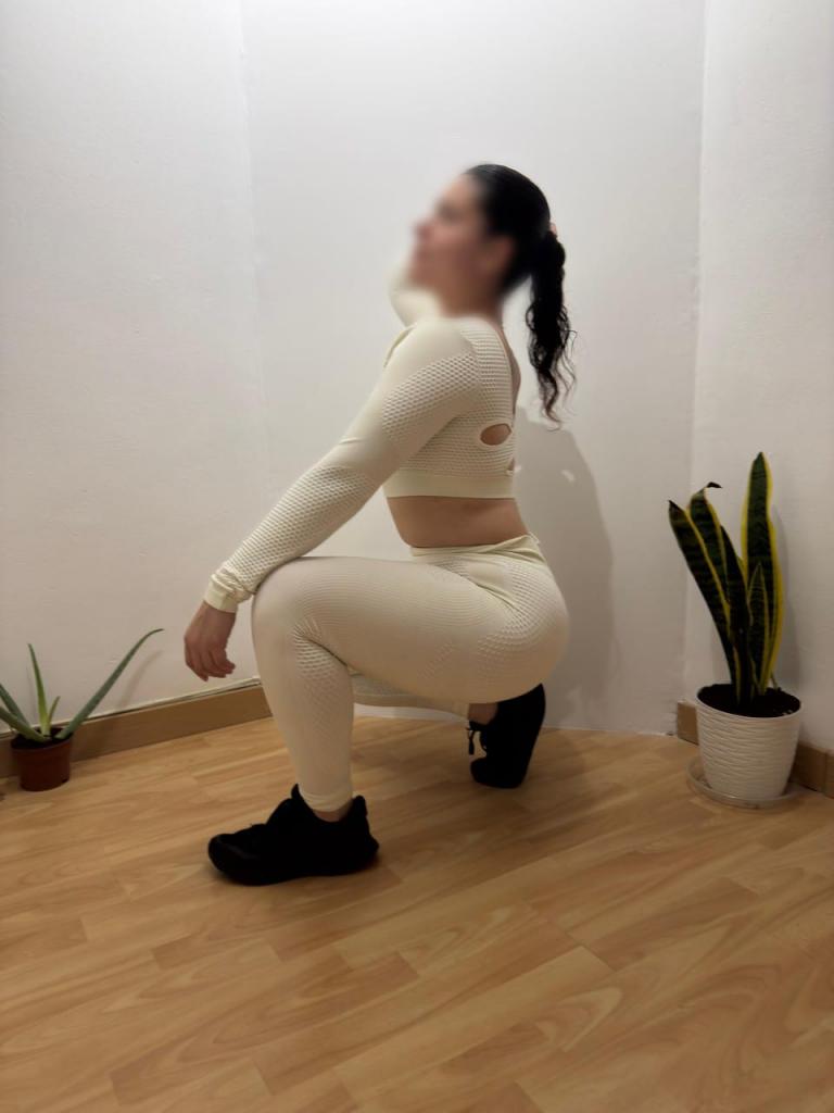 673886678: Chica busca chico en Mallorca