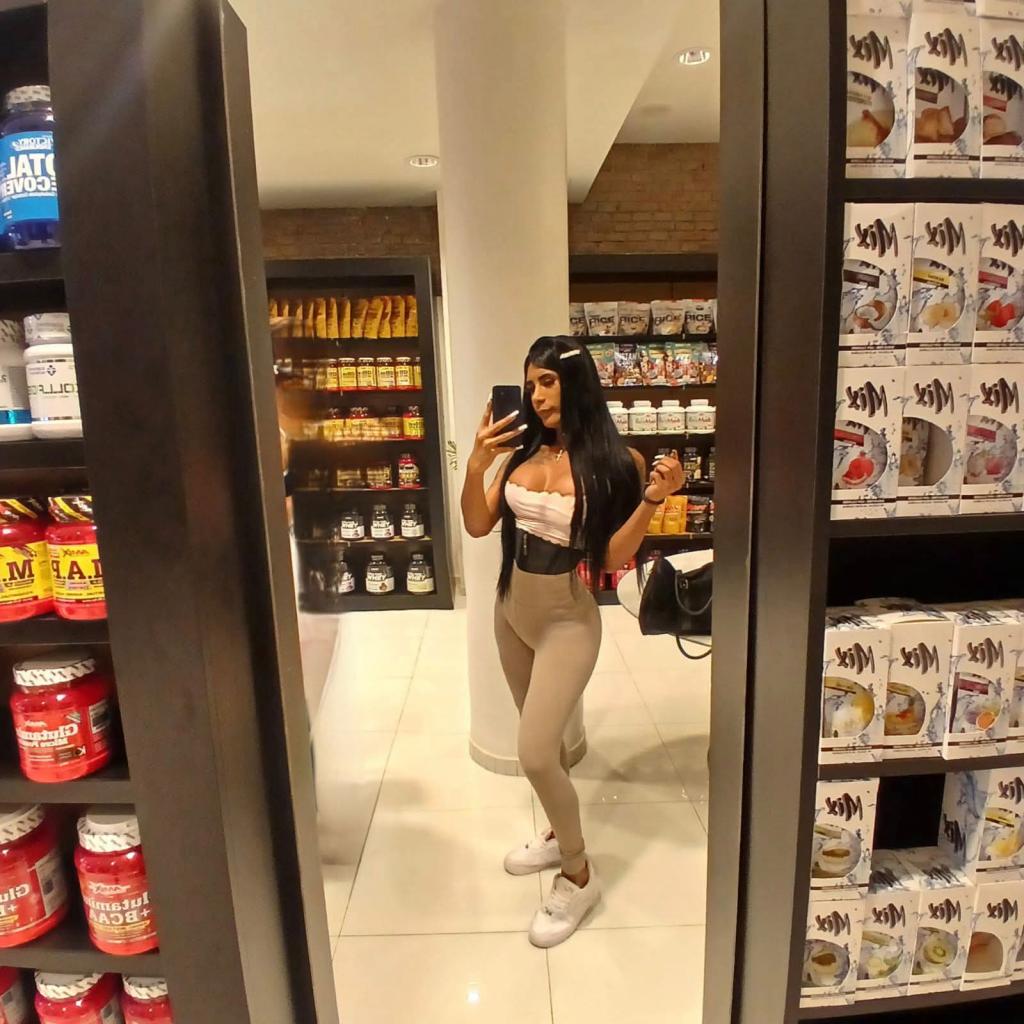 623558949: Travesti en Valencia