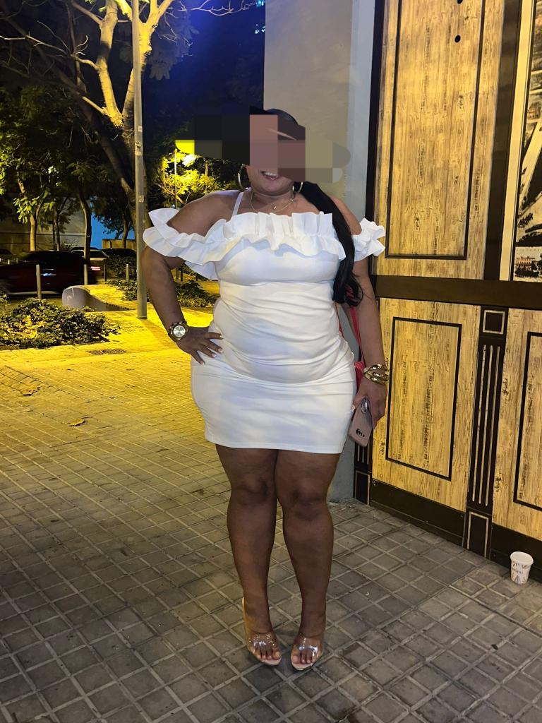 677714108: Chica busca chico en Gerona
