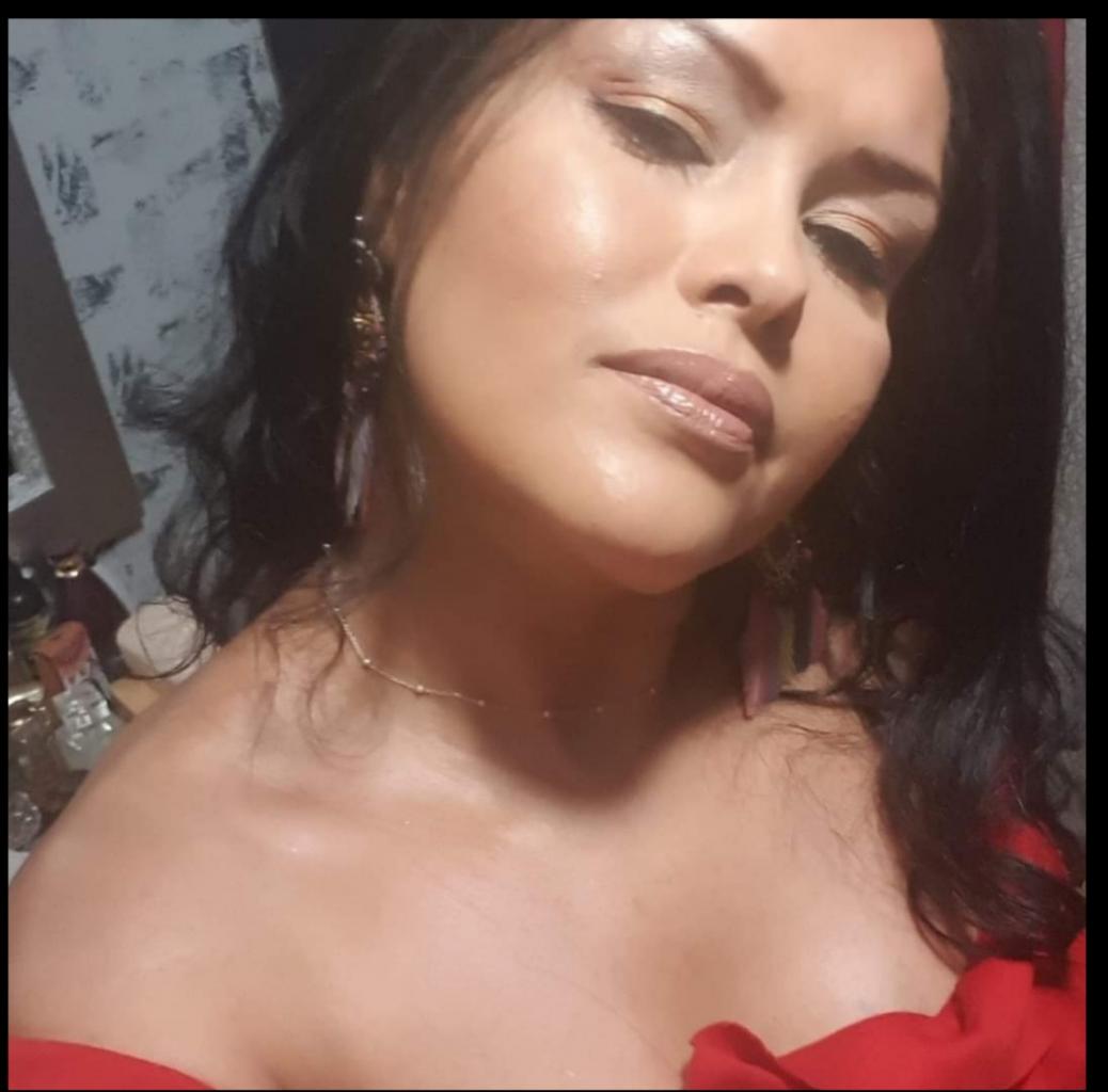 Chica busca chico en Sevilla: 