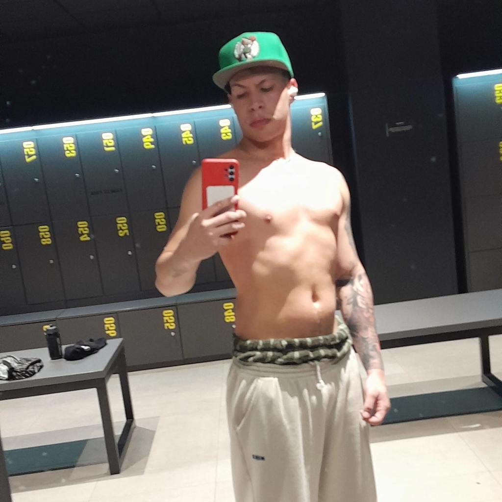 624721737: Chico busca chica en Zaragoza