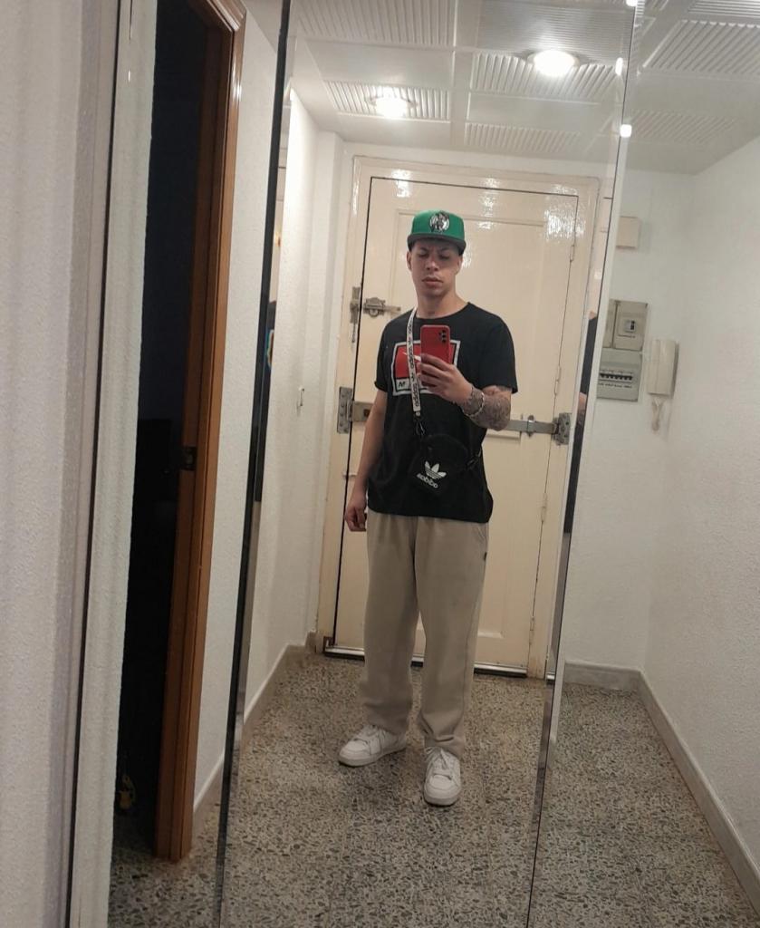 Chico busca chica en Zaragoza: 