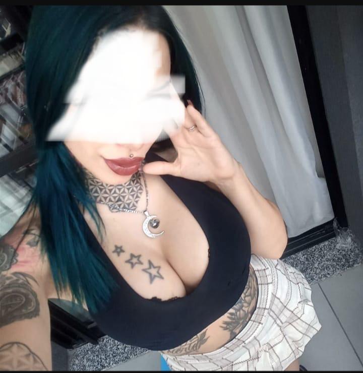 657354656: Chica busca chico en La Coruña