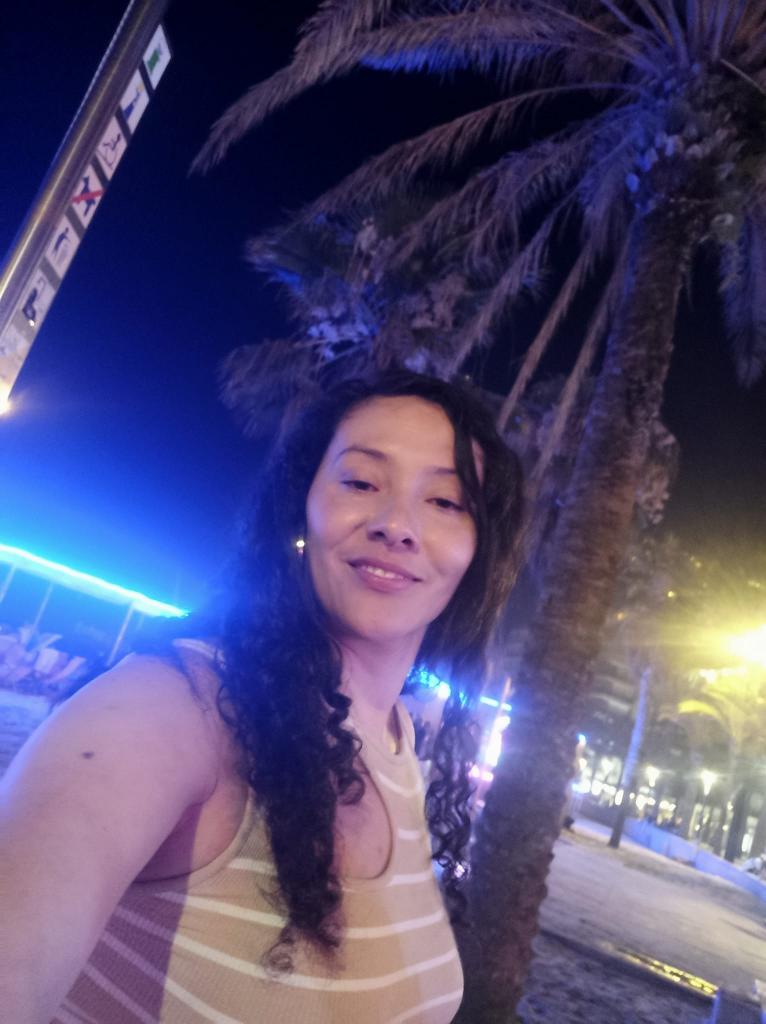 Chica busca chico en Barcelona: 