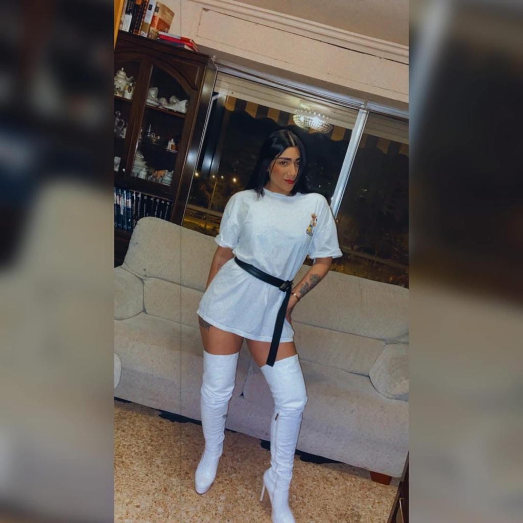 Chica busca chico en Valencia: Chica busca chico