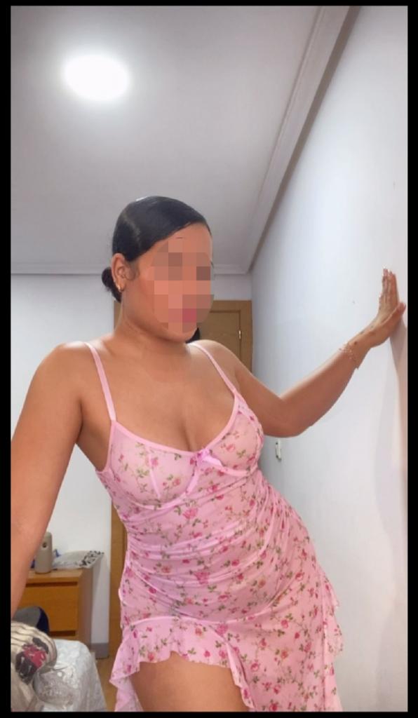 Chica busca chico en Málaga: Chica busca chico