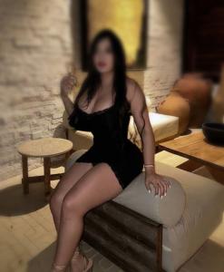 602566749: Chica busca chico en Barcelona