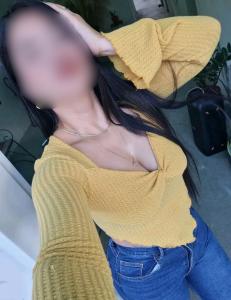 637788085: Chica busca chico en Sevilla