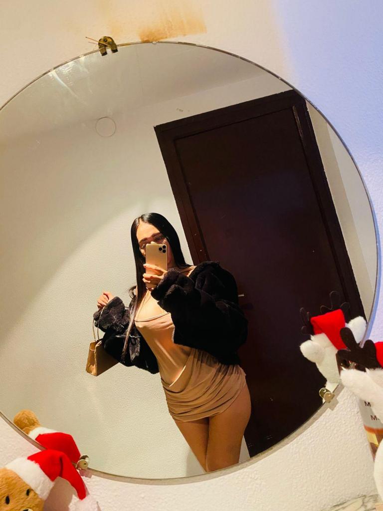 627478431: Chica busca chico en Zaragoza