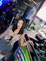 637107610: Chica busca chico en Madrid