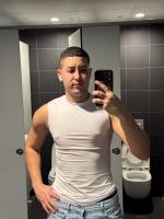 661604125: Chico busca chica en Alicante