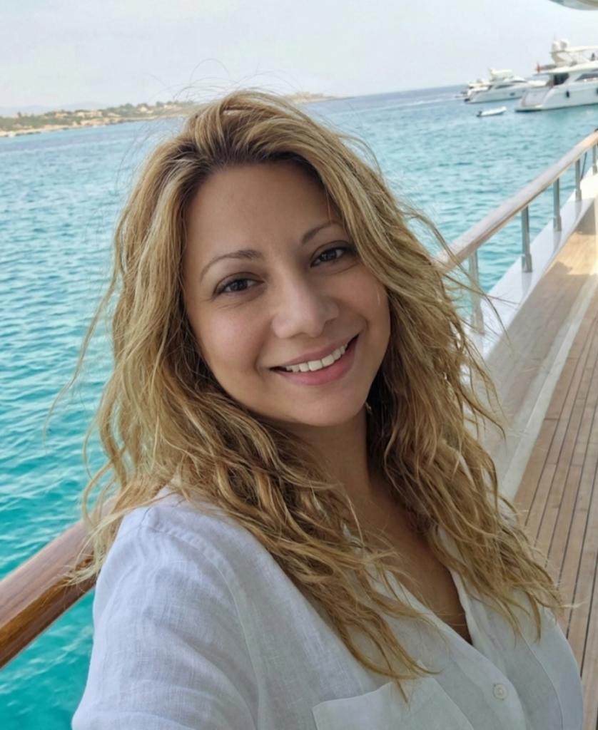617563885: Chica busca chico en Asturias
