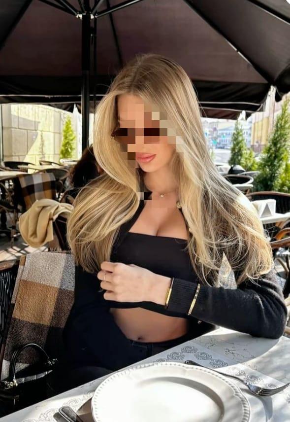 Chica busca chico en Huelva: 
