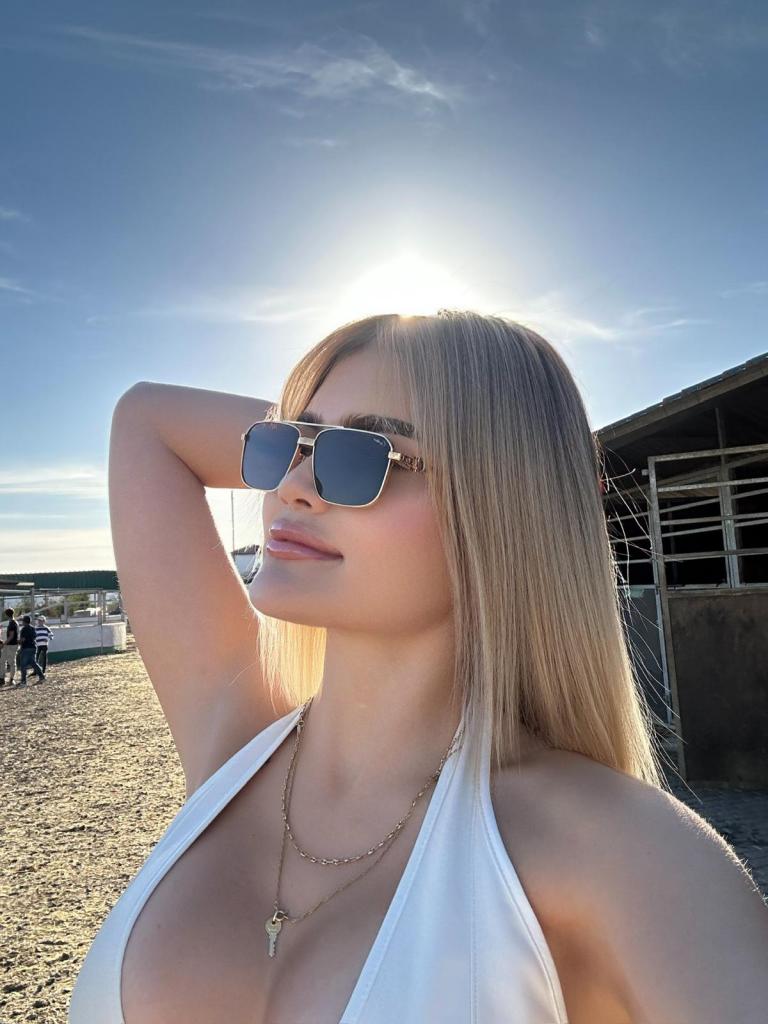 Chica busca chico en Ibiza: 