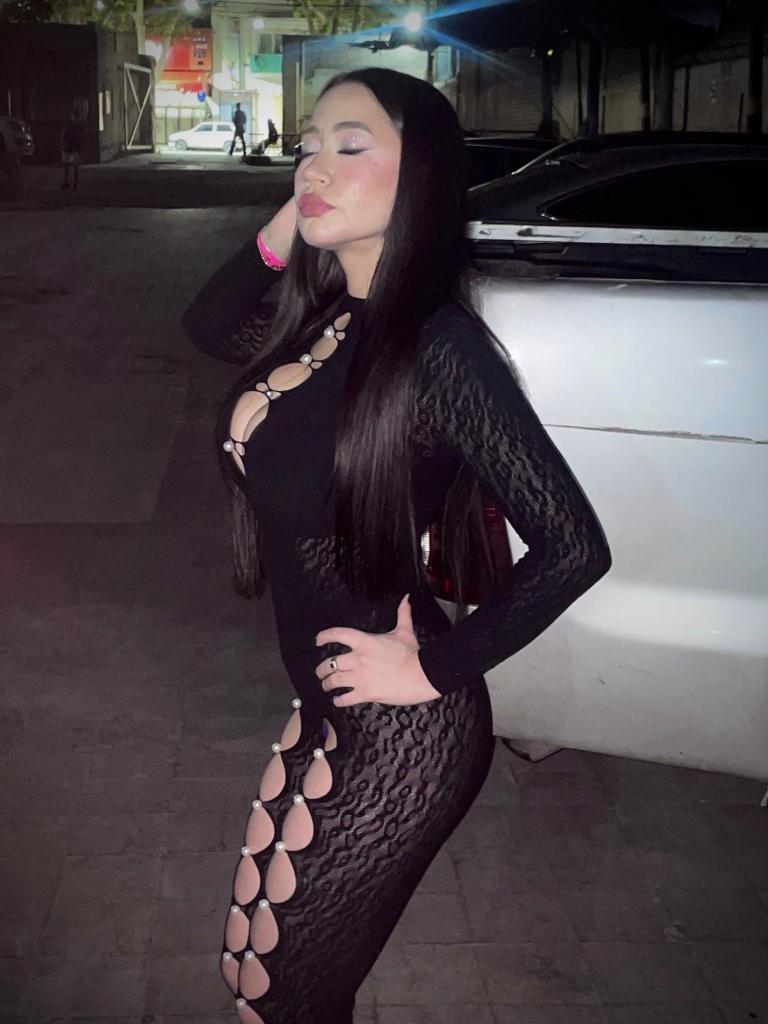 Chica busca chico en Ibiza: 
