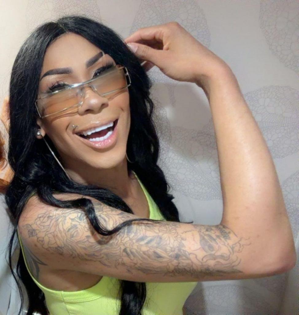 623296279: Travesti en Barcelona