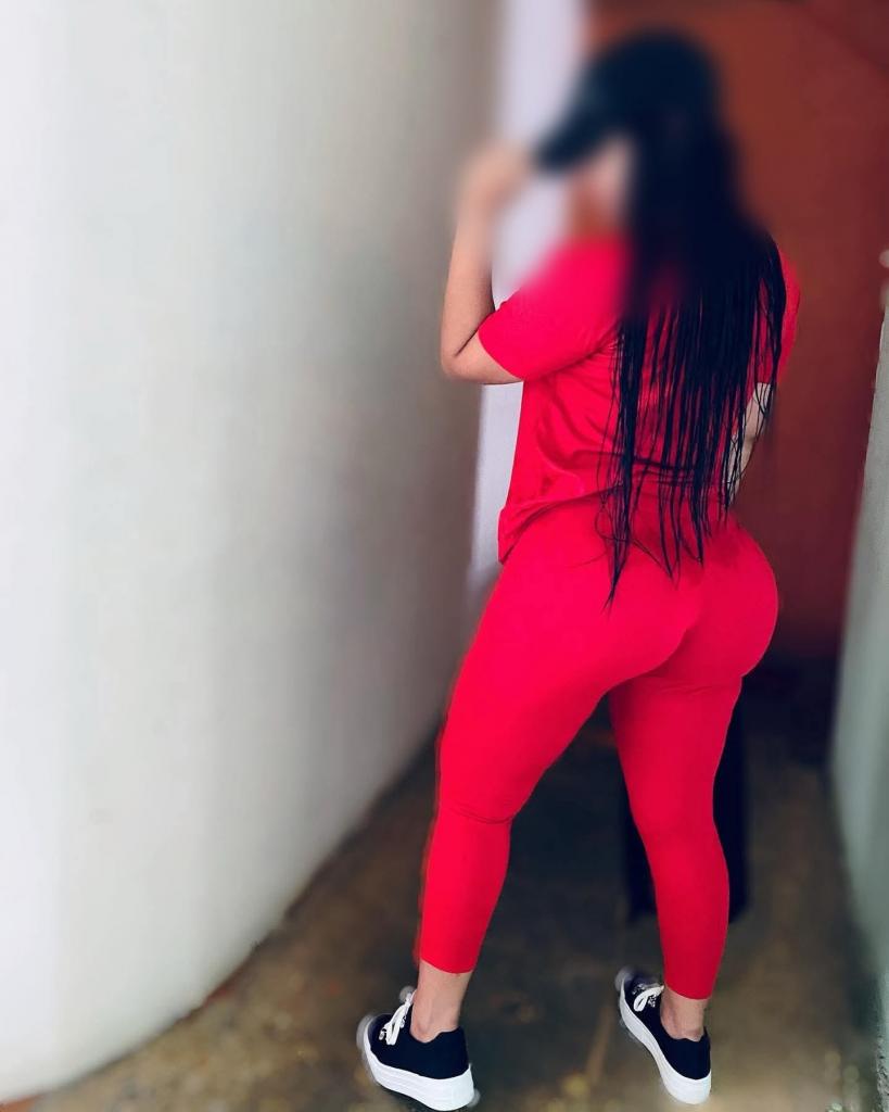 Chica busca chico en Gerona: 