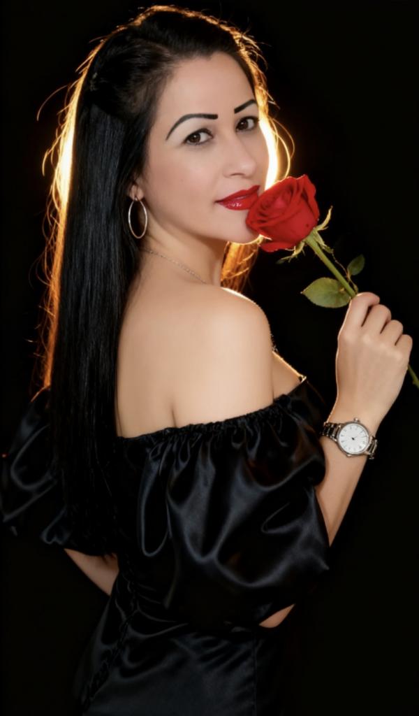613944750: Chica busca chico en Málaga