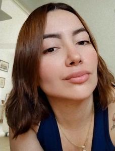 613215391: Chica busca chico en Madrid