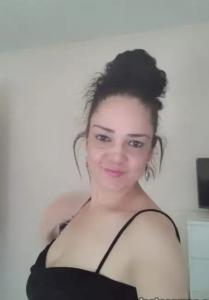 745005442: Chica busca chico en Ibiza