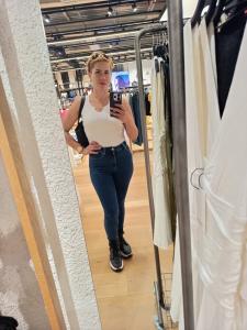 672017347: Chica busca chico en Málaga