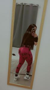 662387168: Chica busca chico en Sevilla