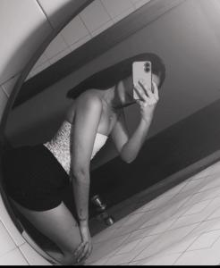655244853: Chica busca chico en Madrid