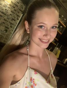 604208518: Chica busca chico en Almería