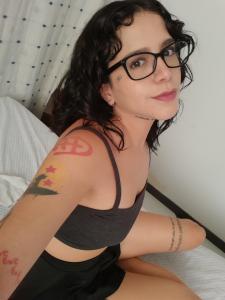 641387526: Chica busca chico en Zaragoza