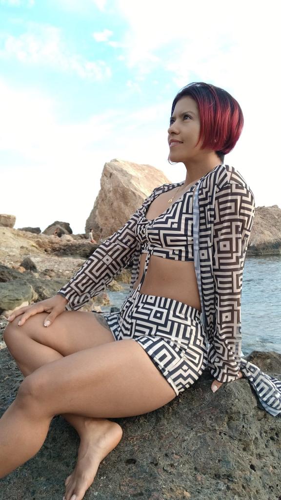 643463083: Chica busca chico en Alicante