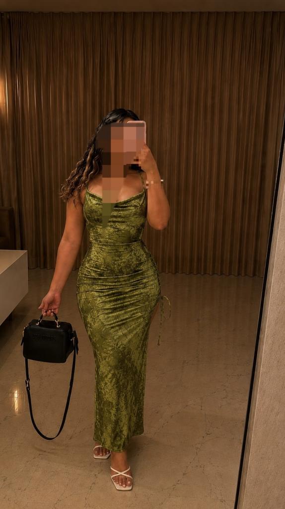 Chica busca chico en Almería: 