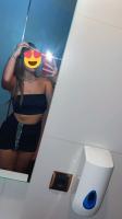 613552433: Chica busca chico en Menorca