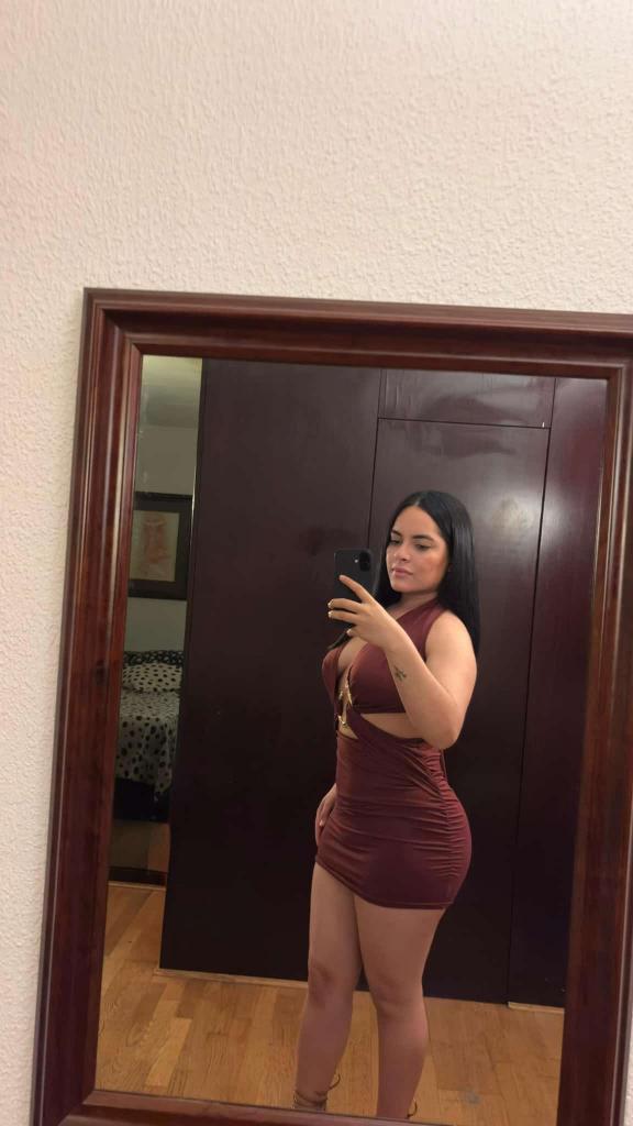 669022765: Chica busca chico en Barcelona