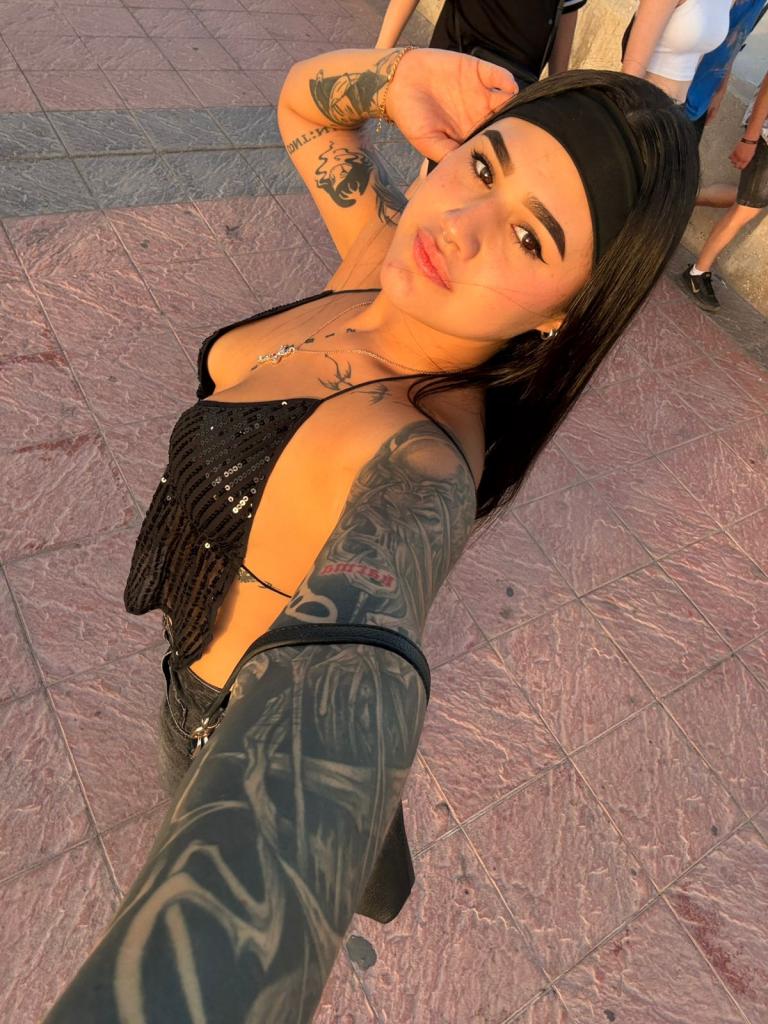 632215669: Chica busca chico en Almería