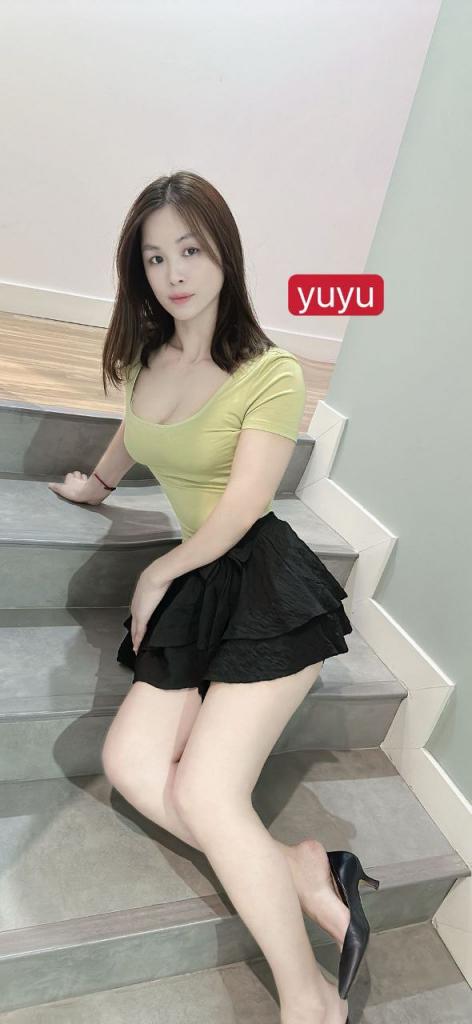 615422505: Chica busca chico en Madrid