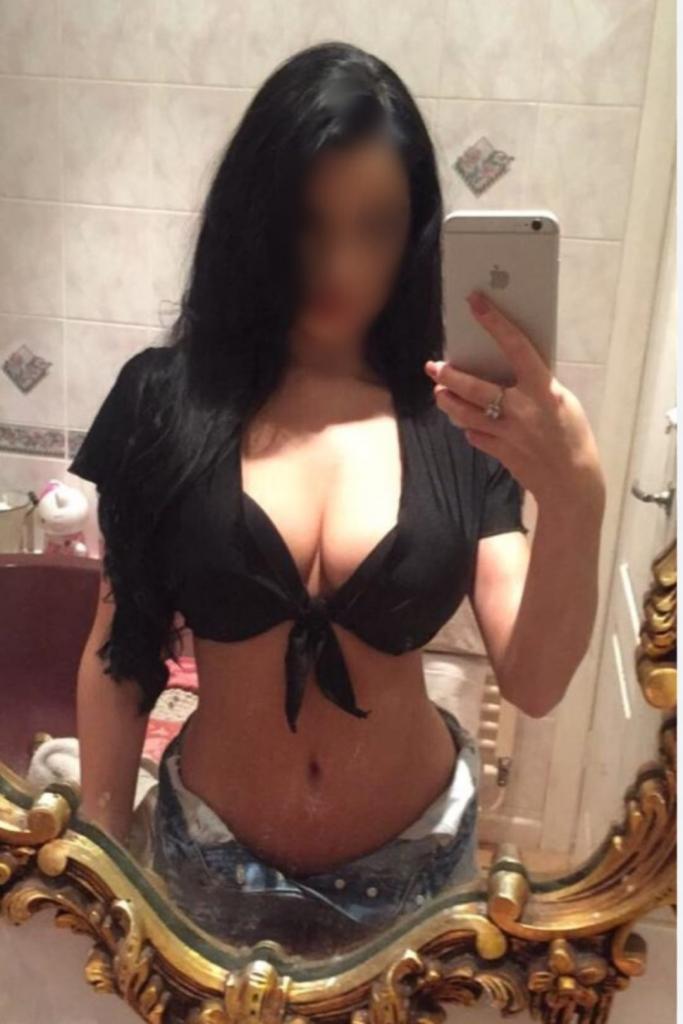 Chica busca chico en Lérida: 