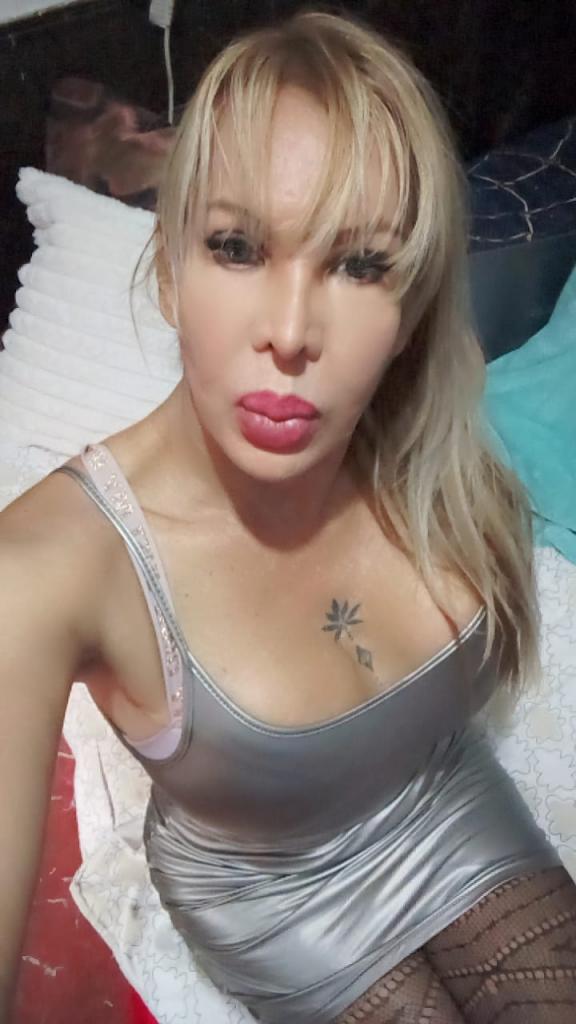 673528676: Travesti en Gerona