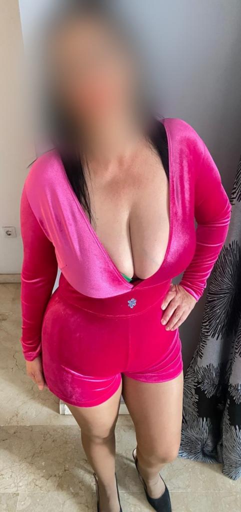 Chica busca chico en Sevilla: 