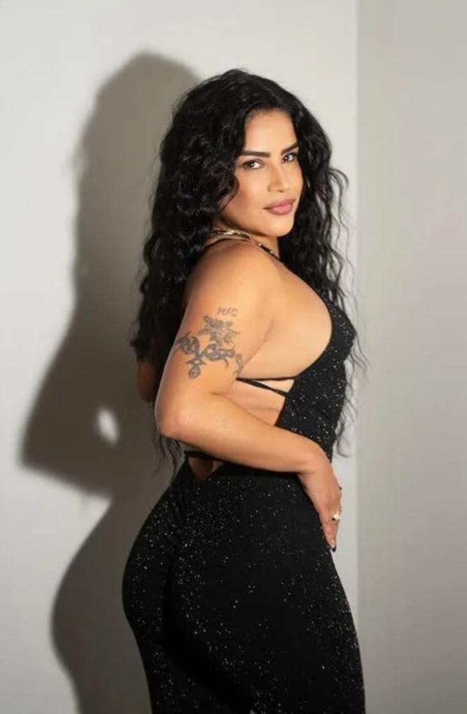 Chica busca chico en Cádiz: 