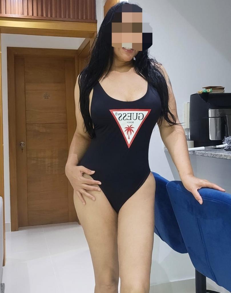 613217220: Chica busca chico en Madrid