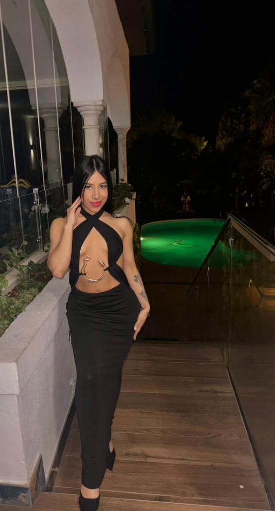 685223121: Chica busca chico en Málaga