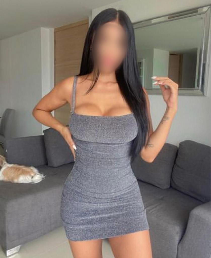 642504532: Chica busca chico en La Coruña